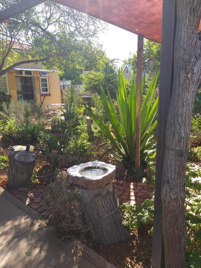 Tranquility In Klein Karoo Apartment Oudtshoorn Exterior photo